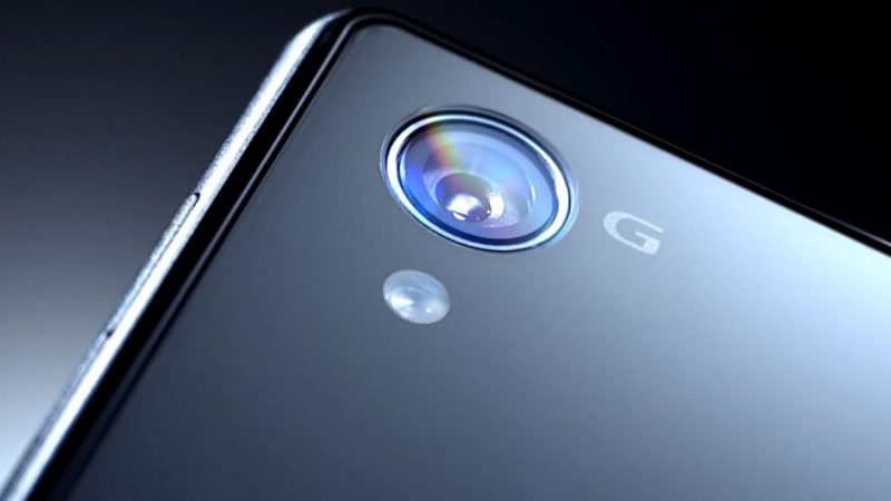 Sony ne tachineaza cu designul Xperia Z1 1 Xperiai1