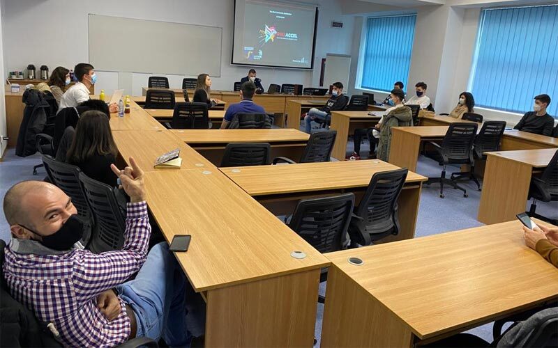 RAU Accel este primul accelerator de business universitar din România 1 idEA a lansat RAU Accel, primul accelerator de business universitar din România