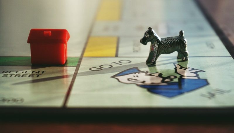 inceput joc monopoly