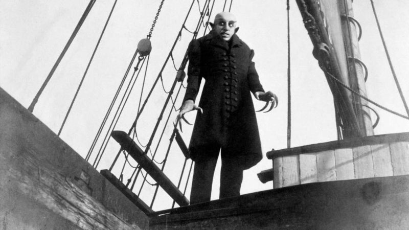 Nosferatu (1922), este un film horror care trebuie neapărat vizionat