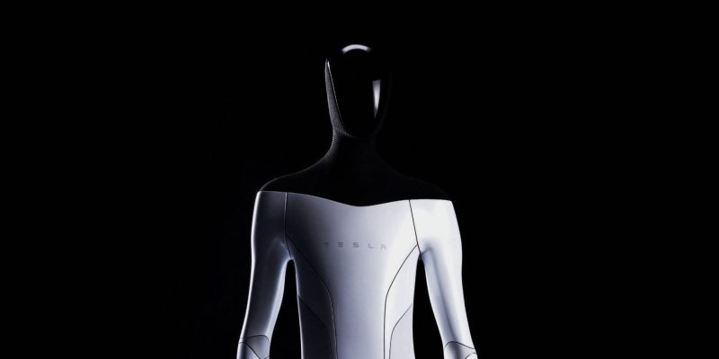 Elon Musk spune că Tesla ar putea avea un prototip de robot umanoid funcțional până pe 30 septembrie
