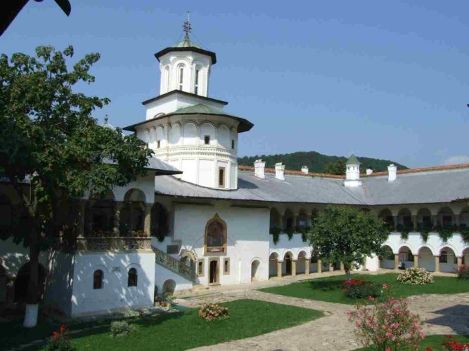 Mănăstirea Hurezi,  cea mai de seamă ctitorie a domnului martir Constantin Brâncoveanu