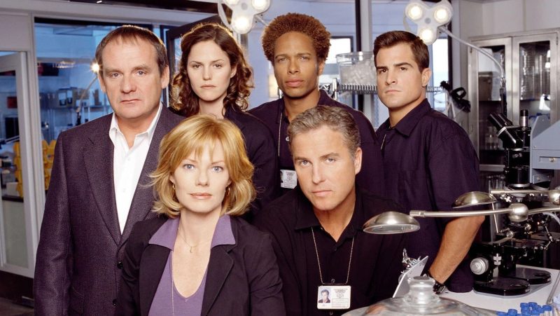 Imagine cu actorii din primul sezon din CSI: Criminaliștii (2000)
