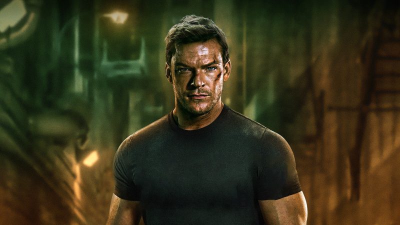 Reacher (2022), imagine cu protagonisrul serialului