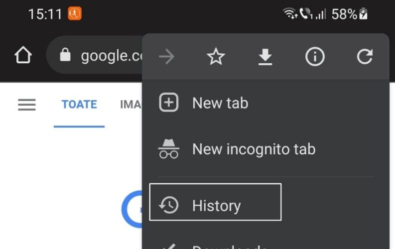 Se selectează opțiunea de History a browser-ului Android