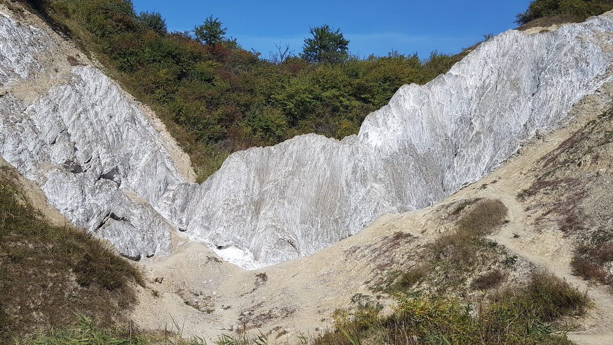 15 locuri de vizitat la munte în România 6 Canionul de sare Praid se află în județul Harghita