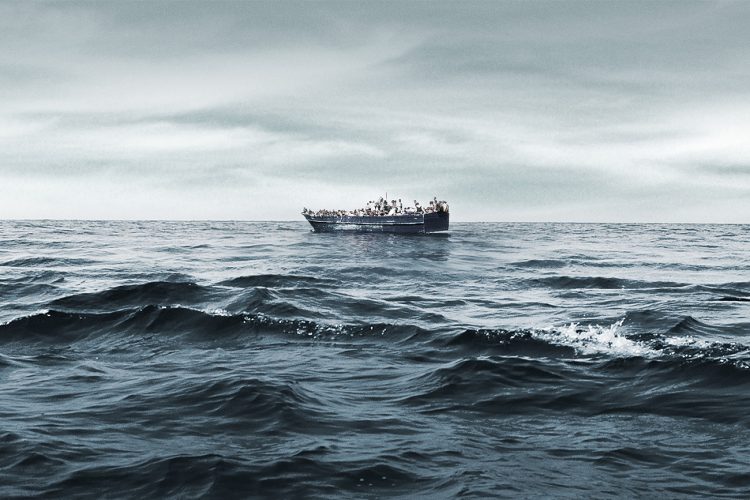 10 filme italiene pe care merită să le (re)vezi 3 Fuocoammare, film documentar despre tragedii.