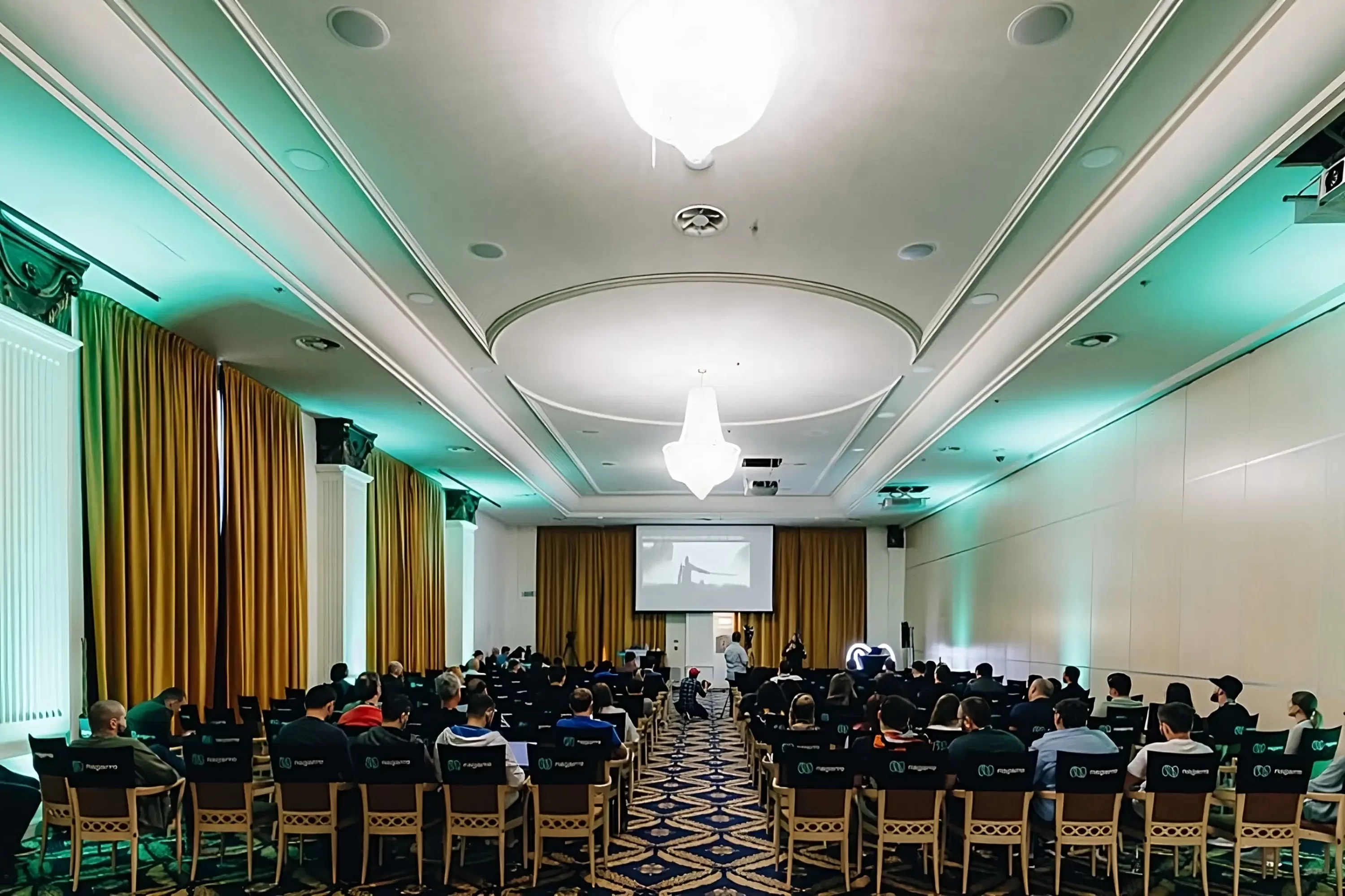 Peste 300 de testeri din 15 țări vin la Romanian Testing Conference! 3 zile cu discuții, ateliere, competiții și activități practice despre testare, inteligență artificială, roboți, schimbare 1 Peste 300 de testeri din 15 țări vin la Romanian Testing Conference! 3 zile cu discuții, ateliere, competiții și activități practice despre testare, inteligență artificială, roboți, schimbare