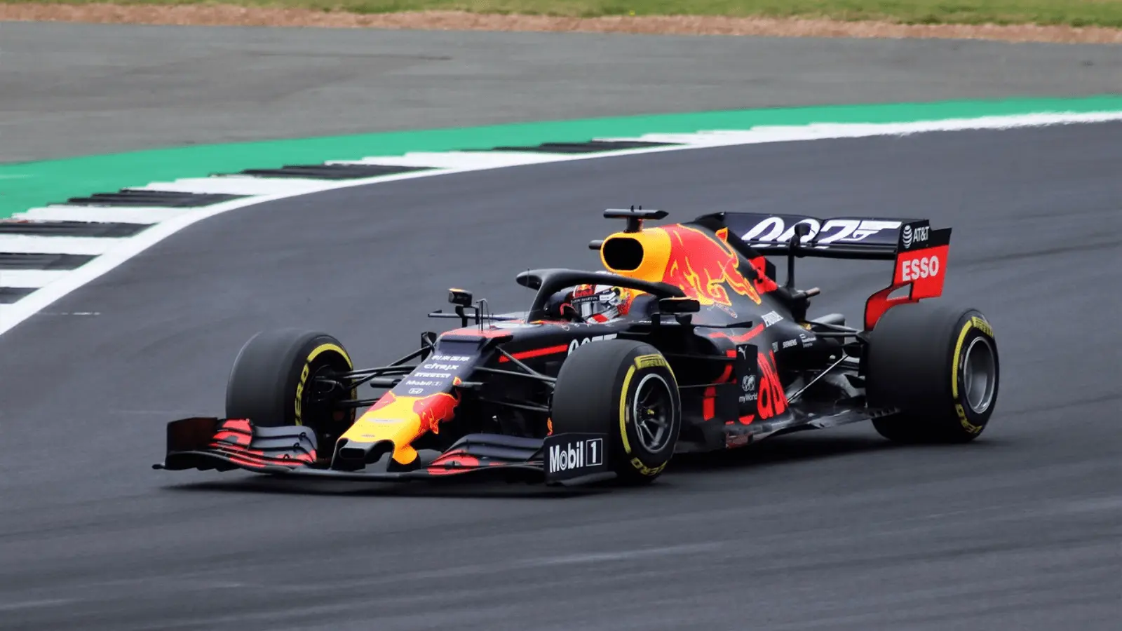 Max Verstappen, de la Red Bull Racing este principalul favorit pentru câștigarea titlului de campion mondial al Formulei 1