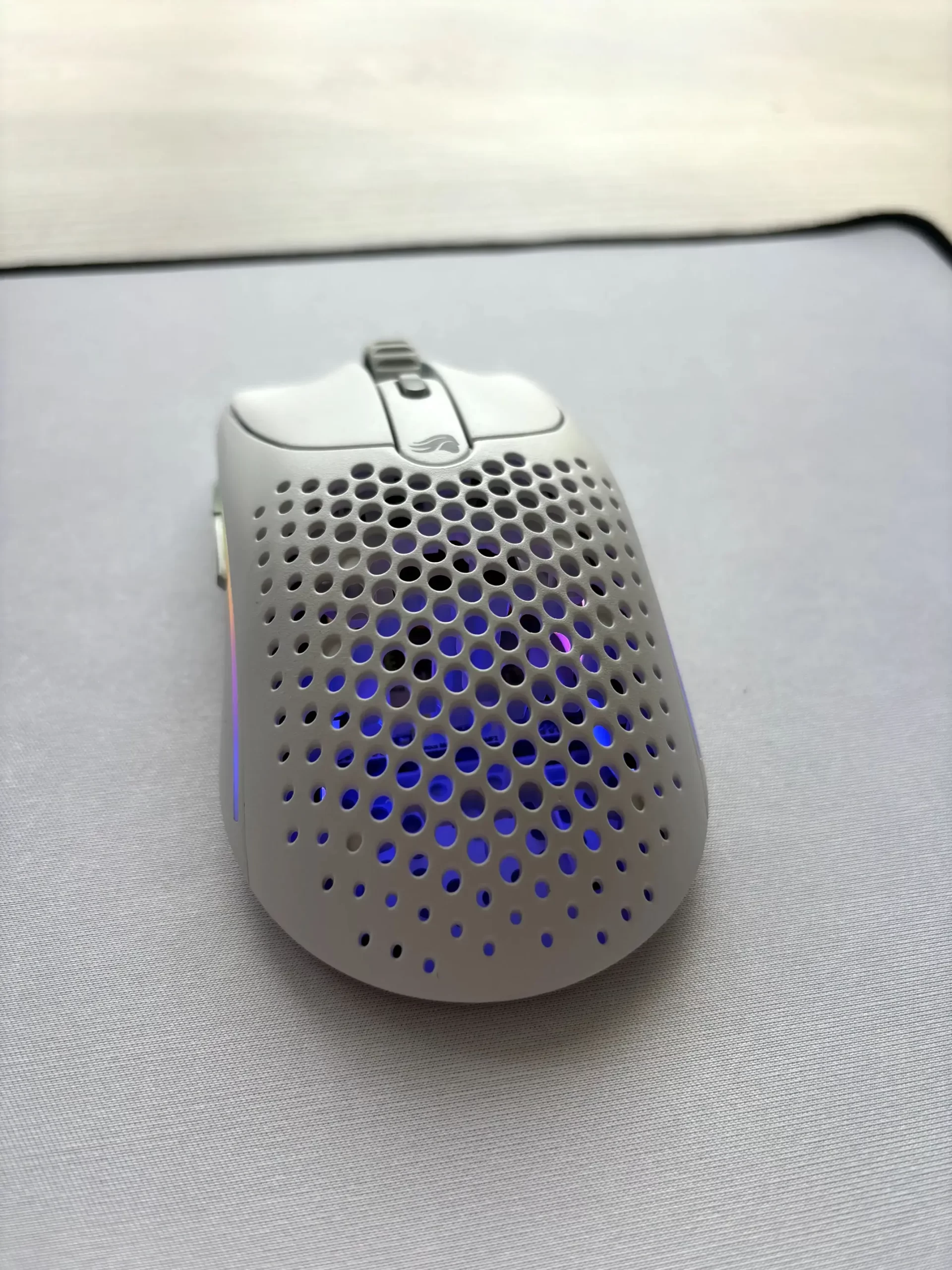 Glorious Gaming Model O 2 Wireless Mouse Design 2