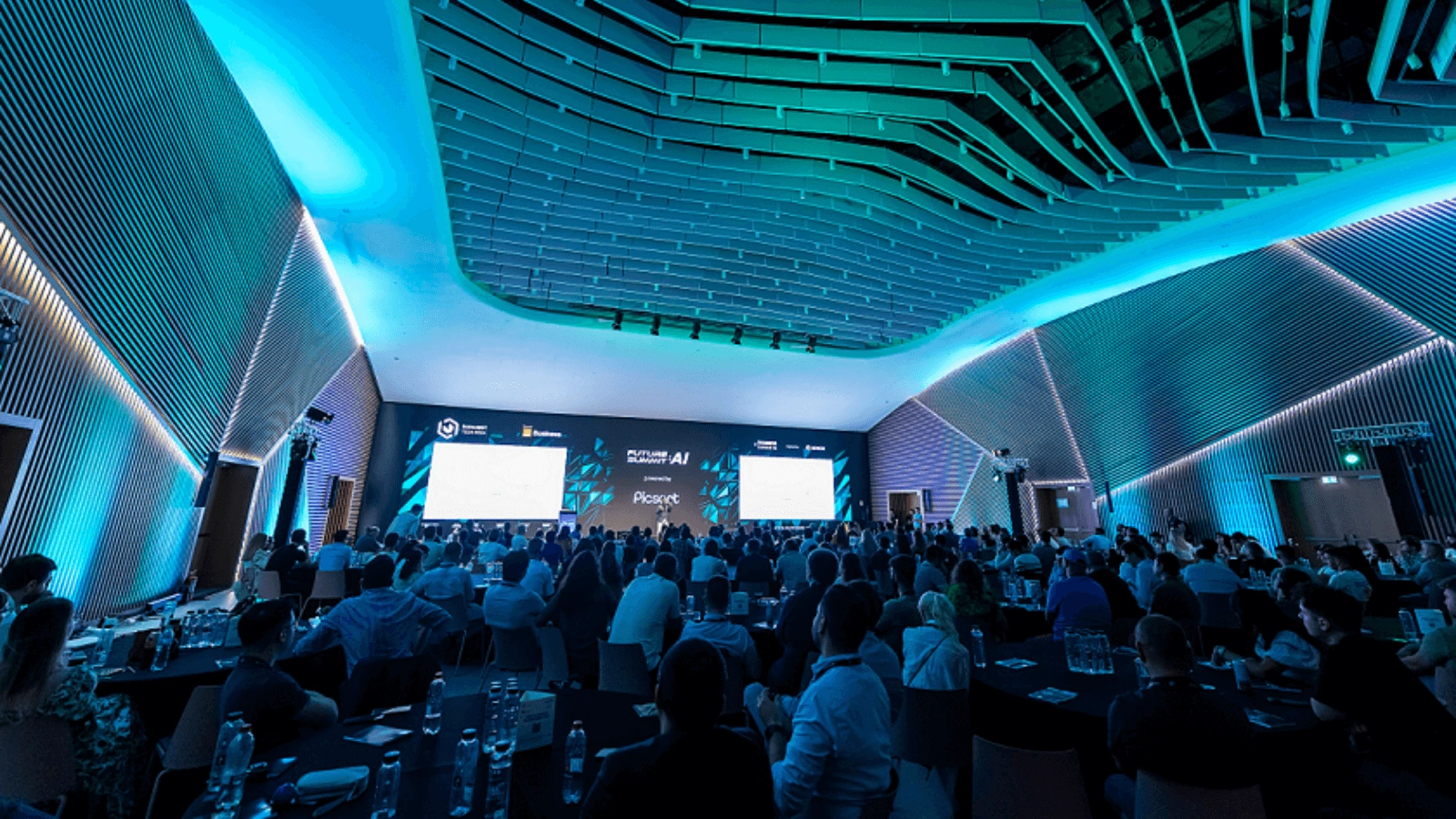 Speakeri de top din companii globale precum The Coca-Cola Company, Microsoft sau Meta urcă pe scenele Bucharest Tech Week pentru a împărtăși bune practici în business, inovație și tehnologie 1 Experti cu reputatie globala vor urca pe scena pentru a impartasi perspective actuale