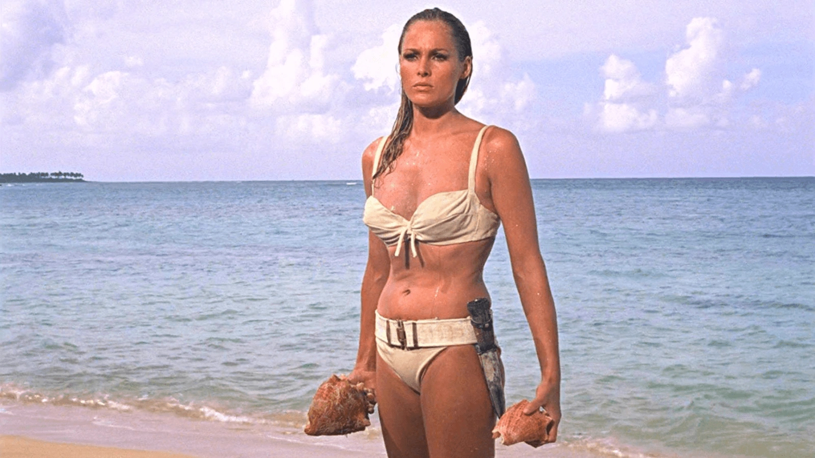 Bond Girls: Femeile din filmele cu James Bond 1 Ursula Andress Dr. No (1962)