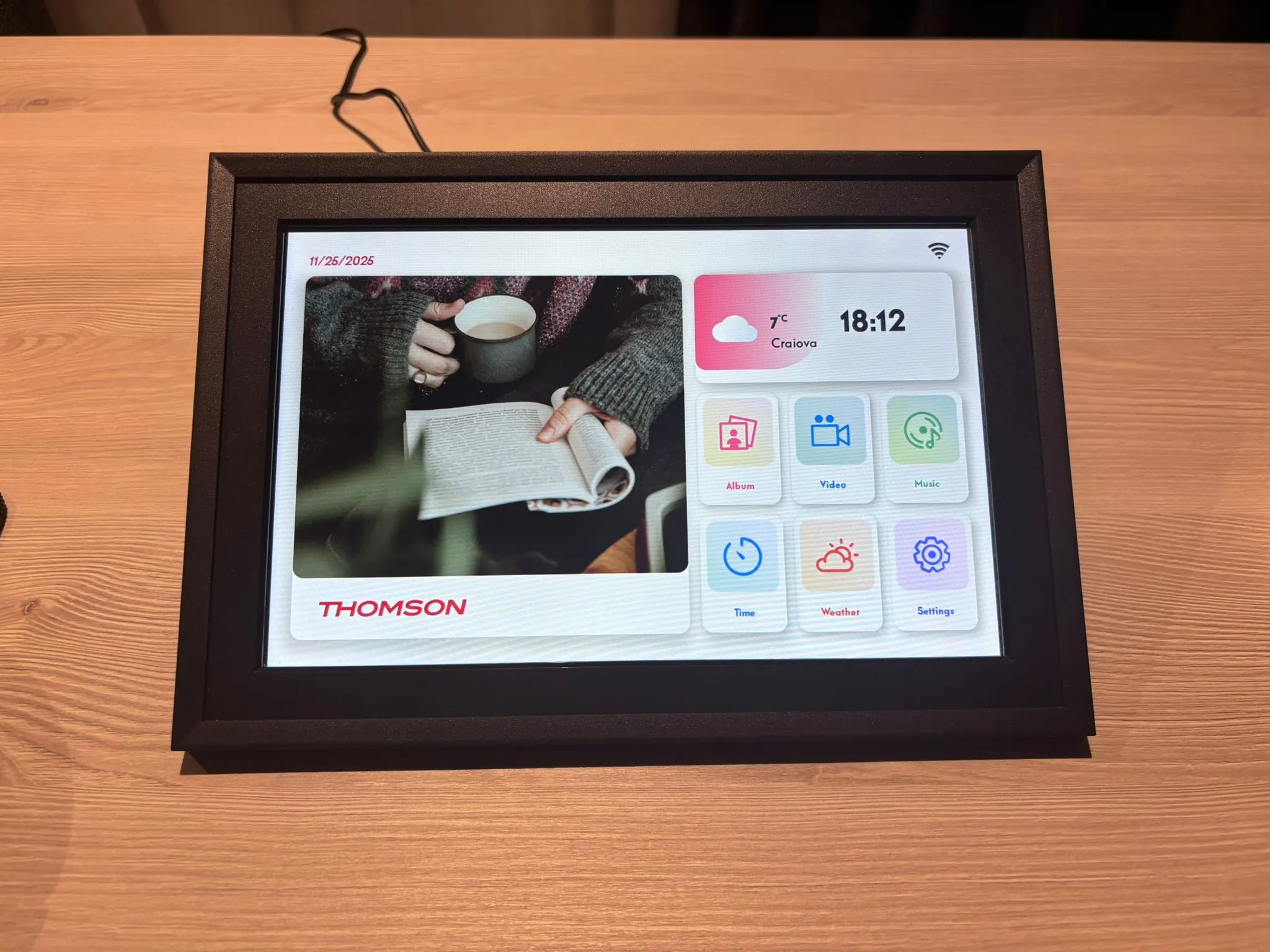 Recenzie Thomson 10″ Smart Photo Frame - Funcții, experiență și utilizare reală 10 Functii si conectivitate 1