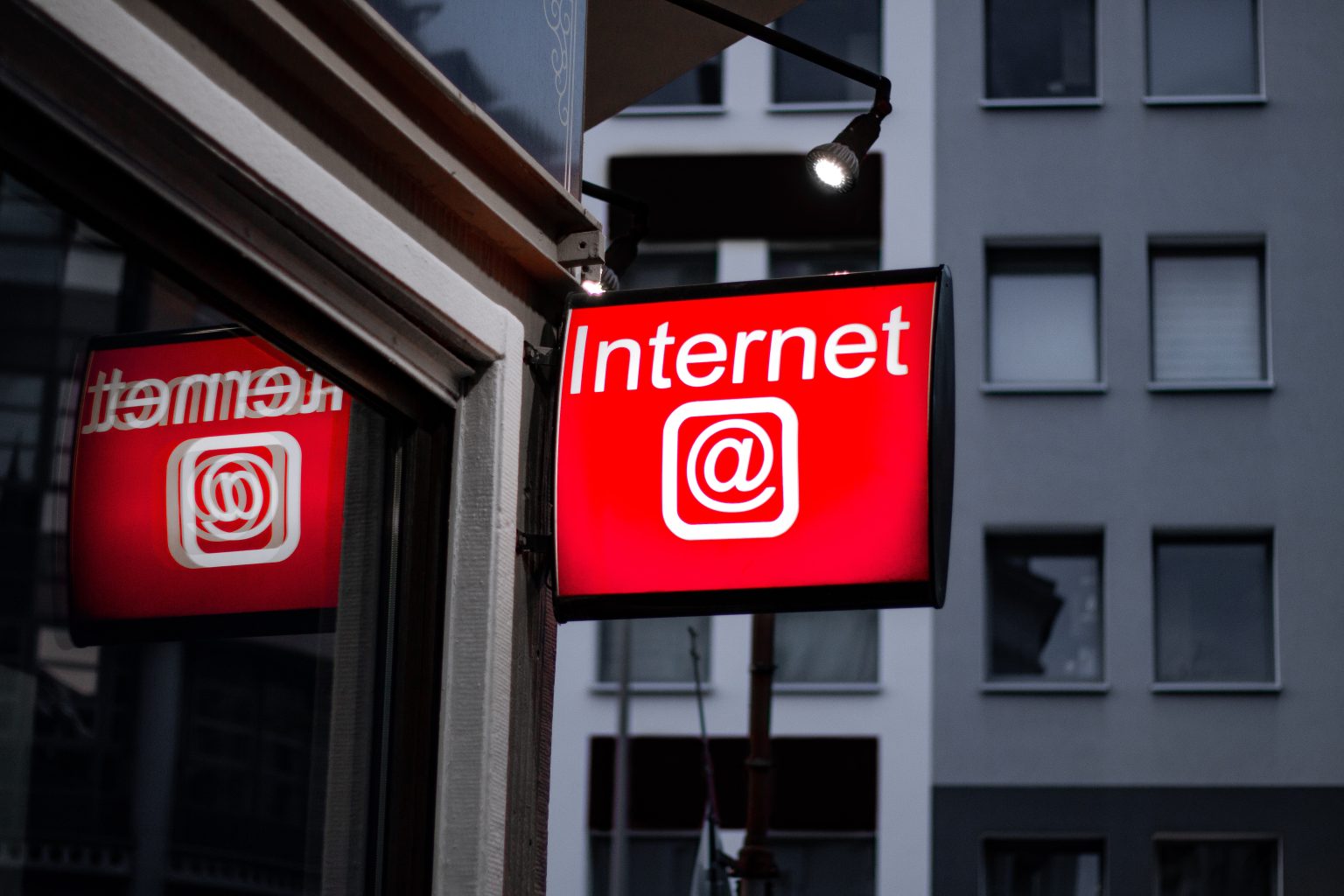 Cine a inventat internetul? Istorie, apariție, evoluție și alte informații