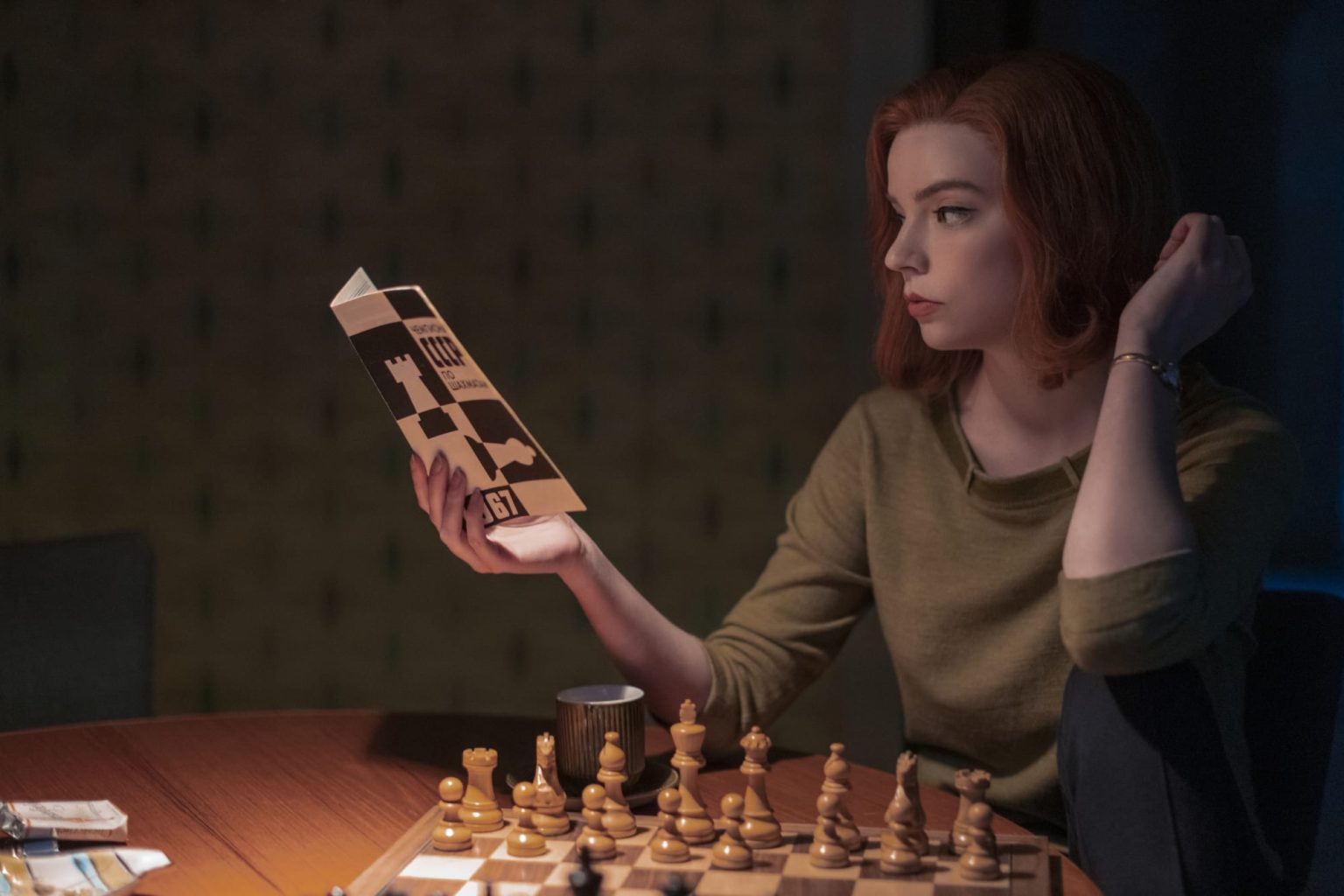 Când apare sezonul 2 din Gambitul Damei? Data de lansare, trailer oficial, poveste și distribuție