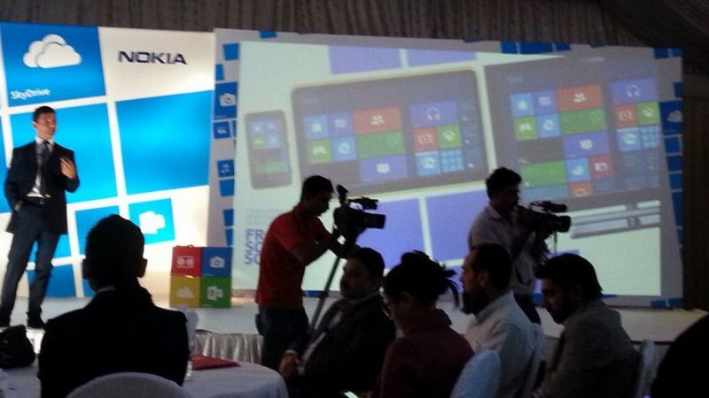 Tableta Nokia Lumia cu Windows 8 Lumia tablet 620