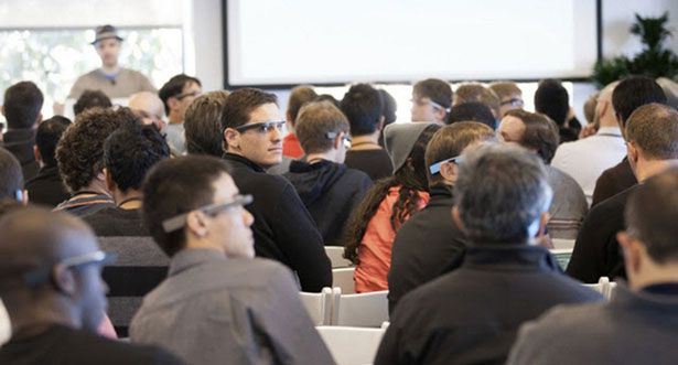 Primele aplicatii pentru Google Glass au fost create deja google glass aplicatii glass foundry