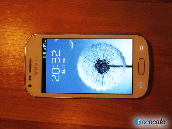 Samsung Galaxy S Duos 5 600