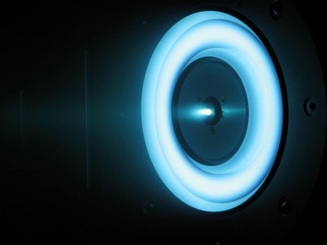 motor cu propulsi ionica nasa