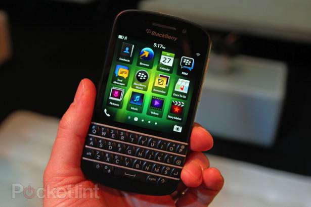 Blackberry Q10 disponibil la precomanda in SUA blackberry q10 pictures and hands on 1