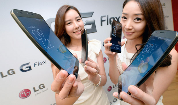 LG va lansa G Flex in Hong Kong, Singapore si Tailanda luna aceasta, in Europa la inceputul anului viitor