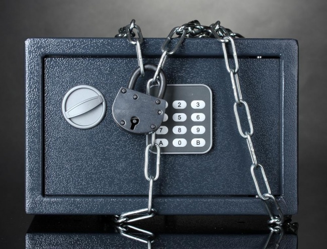Cum sa protejezi prin parola un document pdf shutterstock 99353054