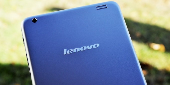 Lenovo va lansa un telefon Windows Phone 8.1 in aceast vara