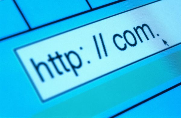 In urmatoarele saptamani, 100 de persoane decid viitorul internetului Url address