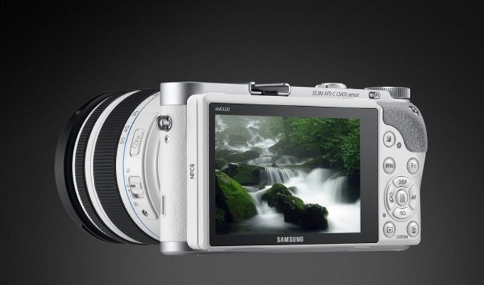 Samsung ne-a pregatit camera foto NX500 cu Tizen OS samsung nx500 cu tizen os