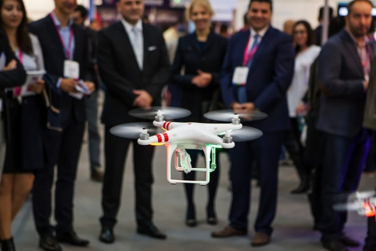 Internet & Mobile World