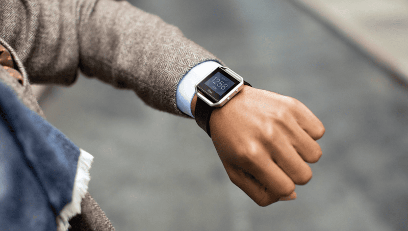 Fitbit a lansat noul smartwatch Fitbit Blaze Fitbit Blaze