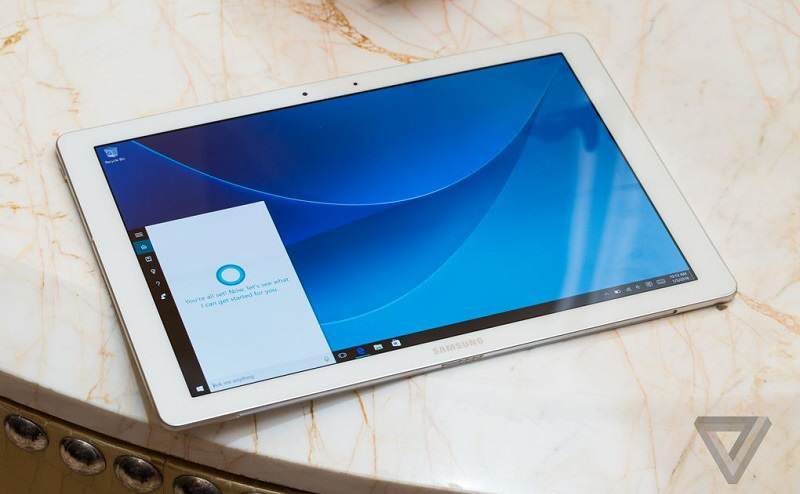 Samsung a lansat noua tabletă Galaxy TabPro S cu Windows 10 Samsung Galaxy TabPro S