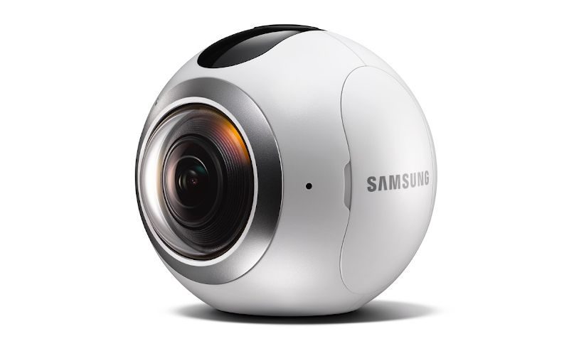 Samsung a lansat noua cameră Gear 360 Samsung Gear 360