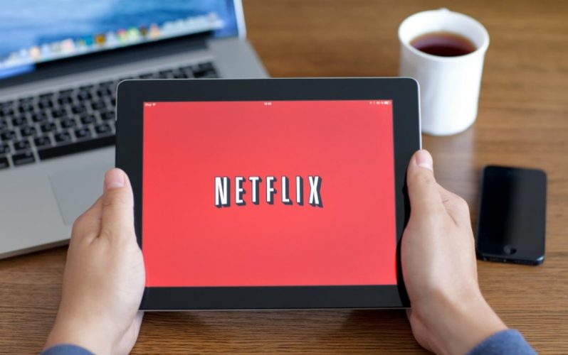 Poți folosi Netflix și fără o conexiune la internet Netflix