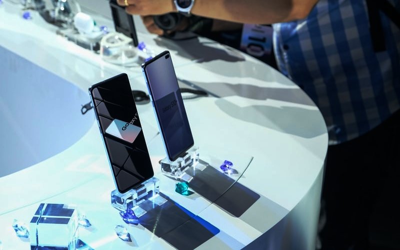 Telefoane Samsung
