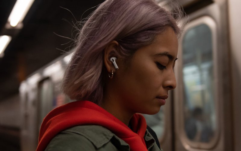 Apple a lansat noile AirPods Pro cu anulare activă de zgomot Apple AirPods Pro
