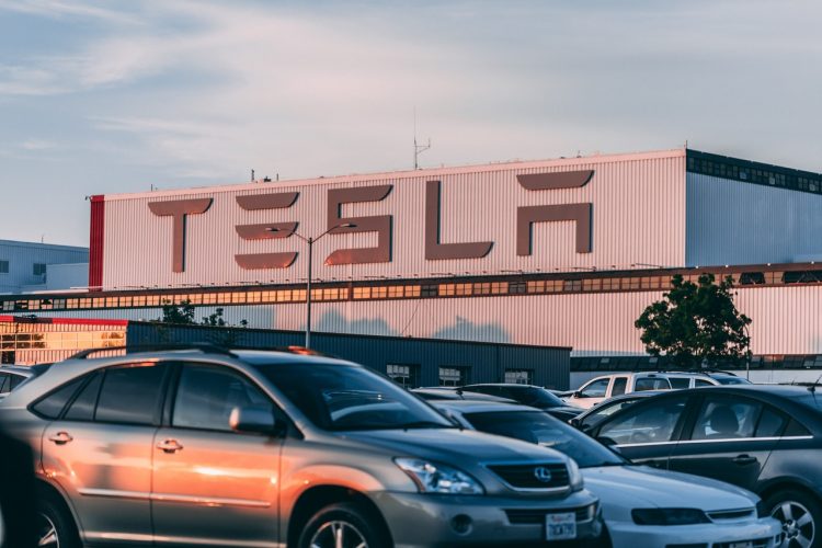 Istoria Tesla
