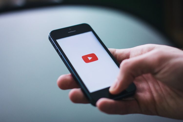 youtube premium studenti