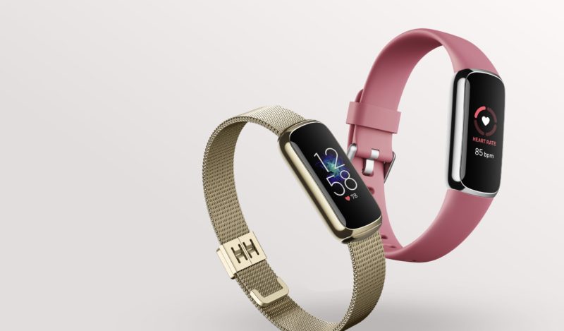 Top cele mai bune brățări fitness 2022: Modele, prețuri, culori, tehnologii 10 Fitbit Luxe gold