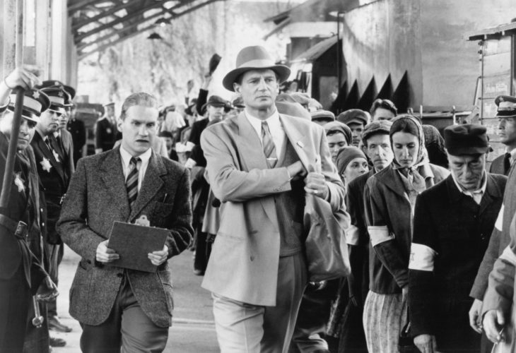 Liam Neeson, Ben Kingsley, Ralph Fiennes, Caroline Goodall, Jonathan Sagall