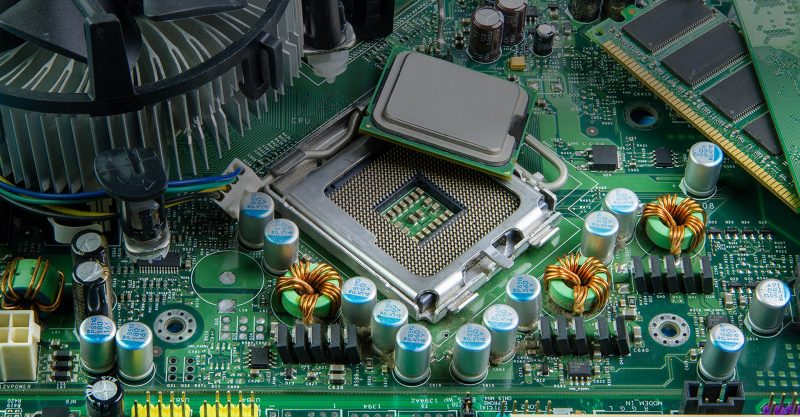 Hardware-ul calculatorului