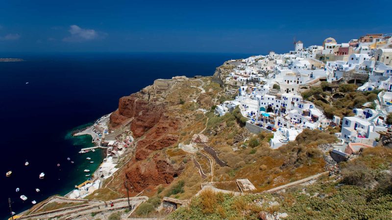 Santorini, Grecia, este o insulă vulcanică