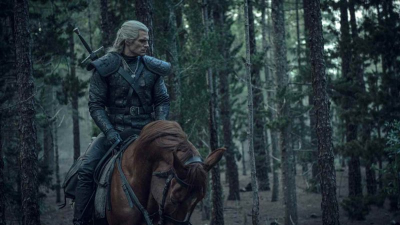 The Witcher, protagonistul călare pe un cal