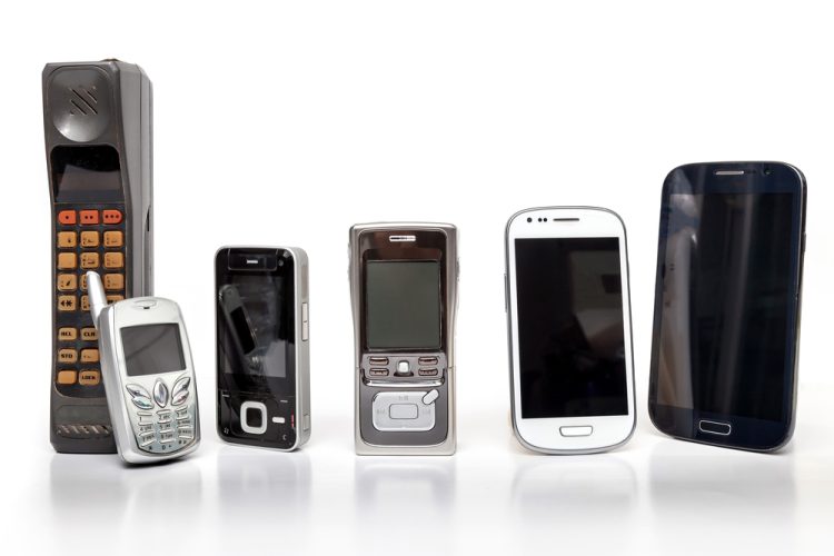 Evoluția și apariția smartphone-ului