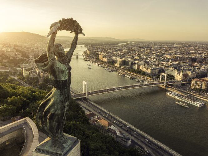 12 destinații low cost în Europa 5 Budapesta 1