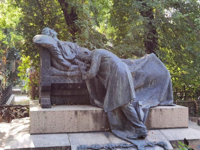 Mormant din Cimitirul Bellu