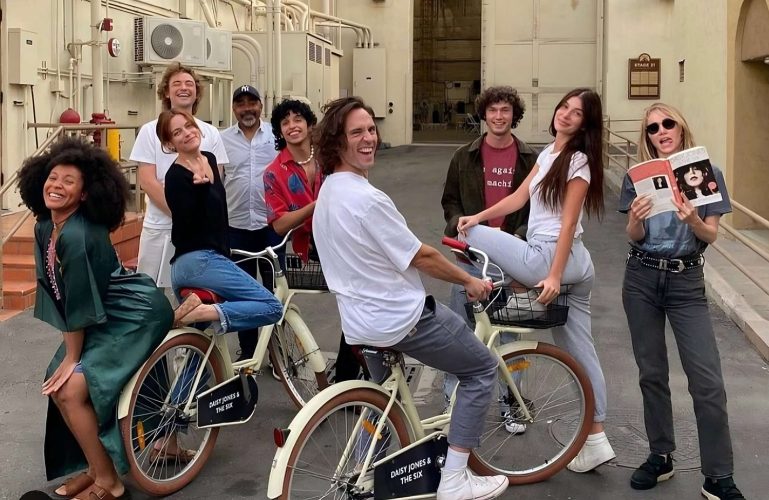 15 seriale care urmează să apară în 2023 1 Actori Daisy Jones & The Six