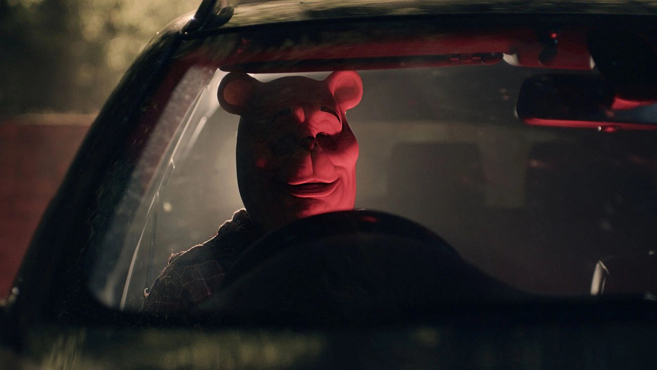 Filmul de groază Winnie the Pooh a devenit senzație pe internet înainte să fi apărut pe micile ecrane 1 Winnie-the-Pooh Blood and Honey