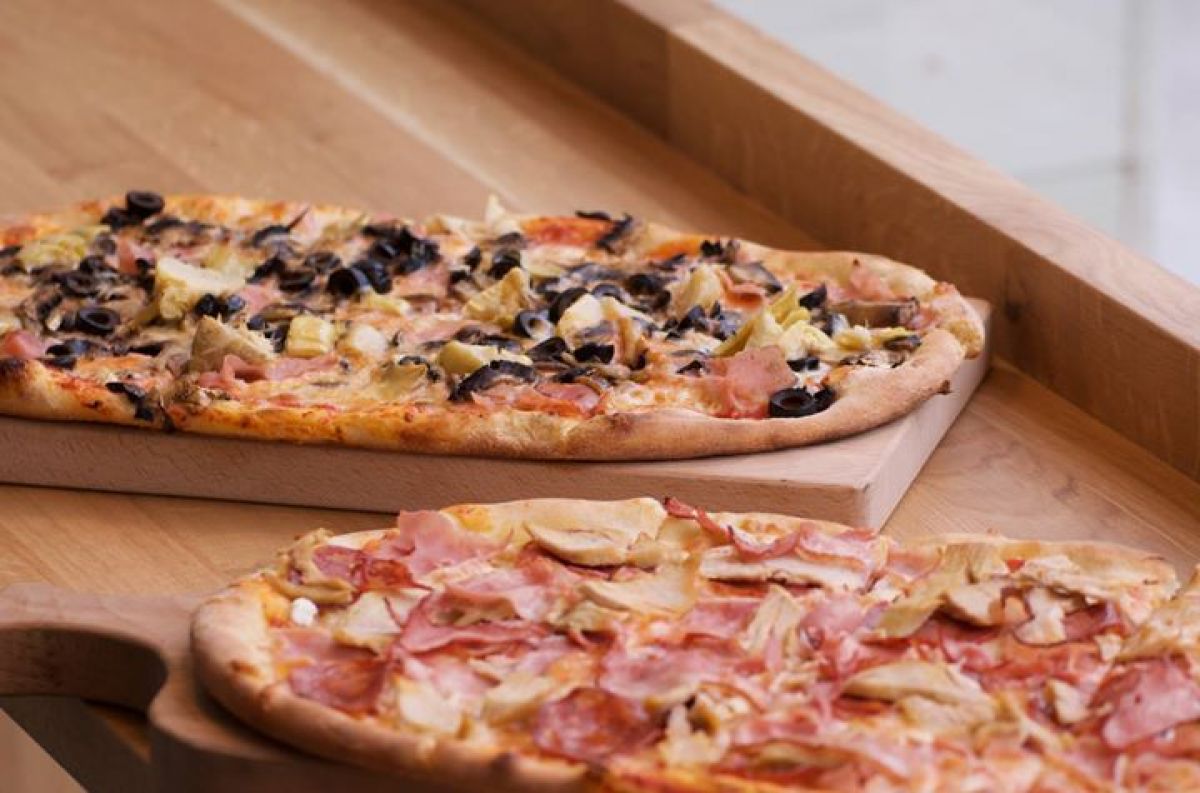 Pizza Restaurant Borsalino din Bucuresti.