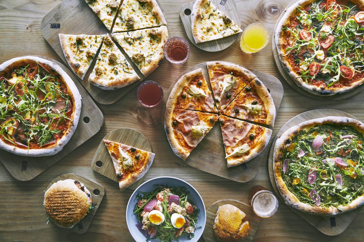 locuri unde să mănânci pizza în București